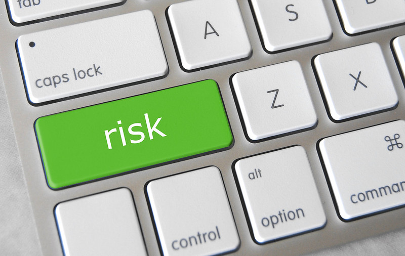 Risk based data management on keyboard on computer